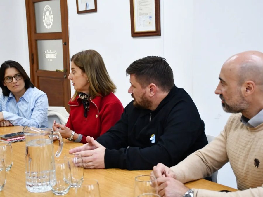 La funcionaria recibi&oacute; informaci&oacute;n de distintas acciones sunchalenses relativas a su cartera.