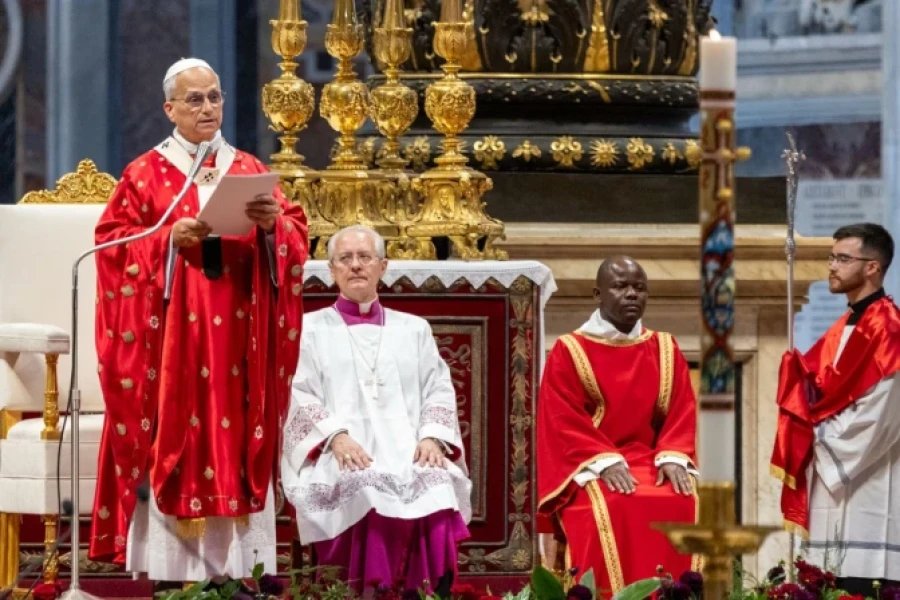 El Papa celebr&oacute; la Misa por Pentecost&eacute;s hoy domingo 24.