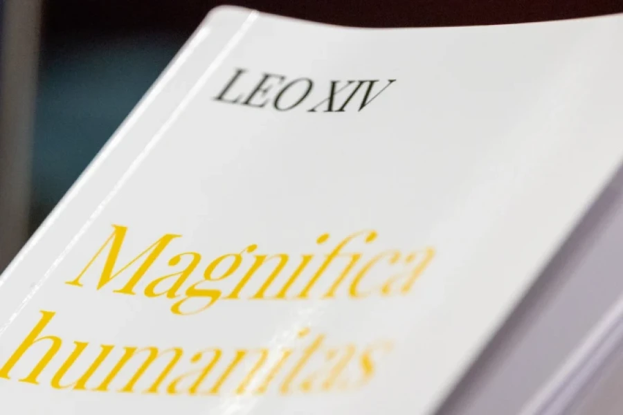 Enc&iacute;clica Magnifica Humanitas.