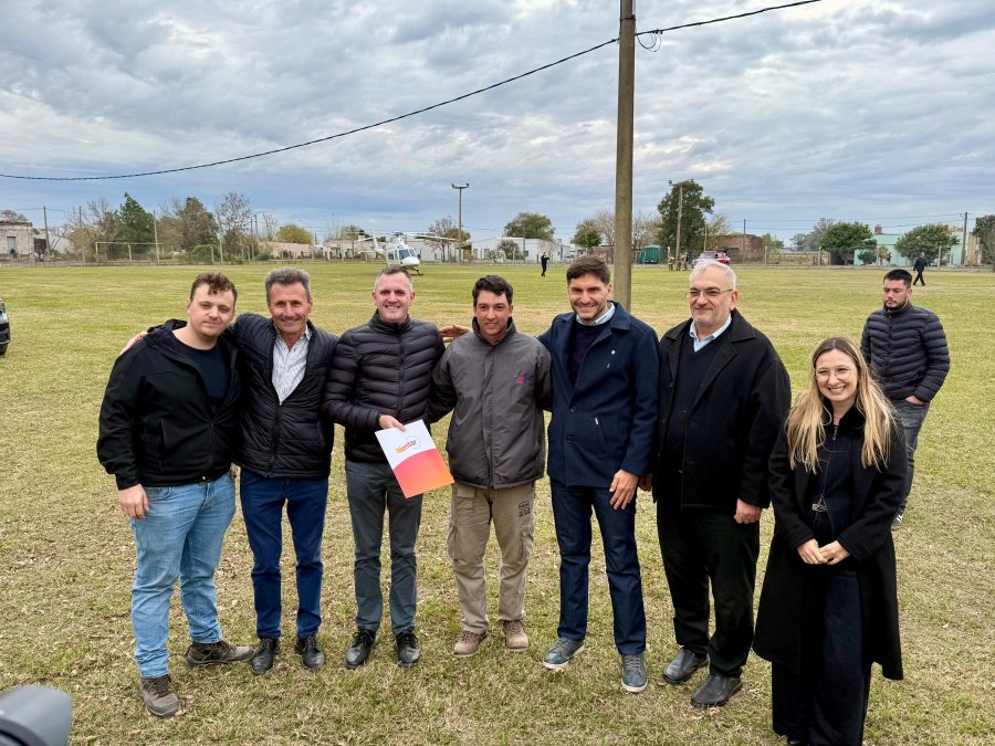 En el campo de Deportes del Club.