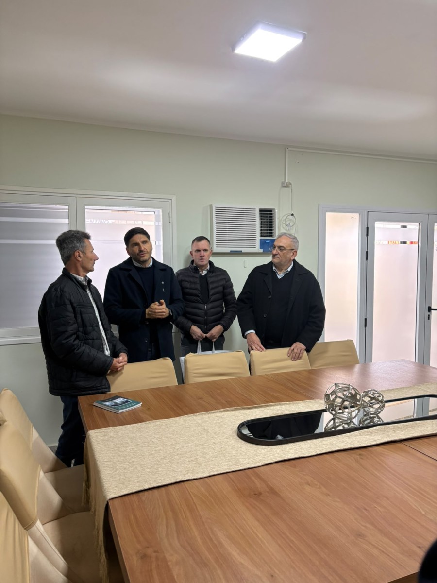 En la comuna: Adrián Sola, Maximiliano Pullaro, Rodolfo Giacosa y Alcides Calvo.