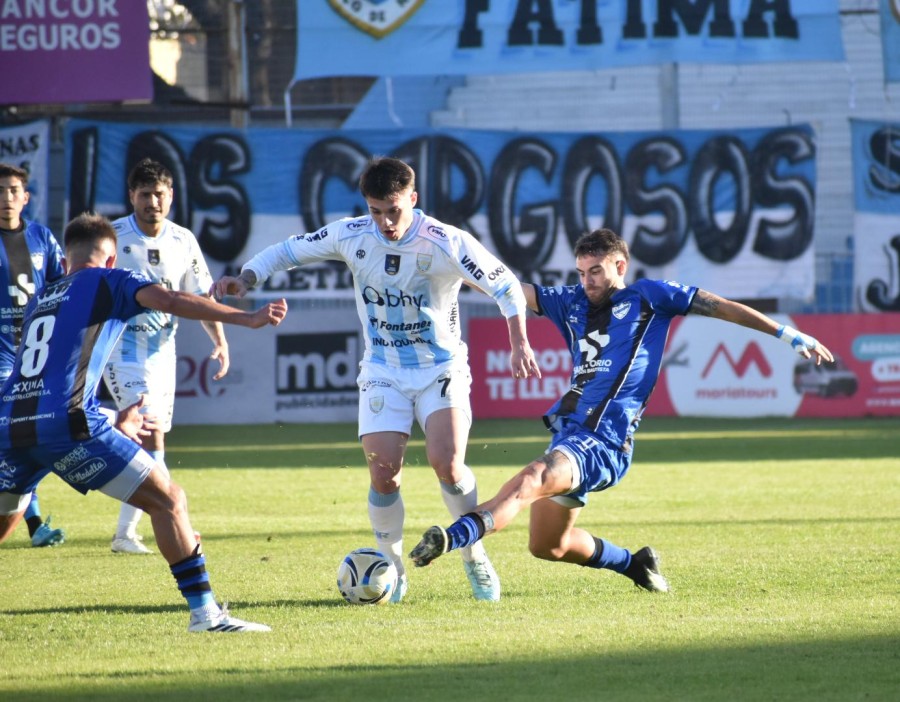 MARTINIANO MORENO, EL GOLEADOR ALBICELESTE