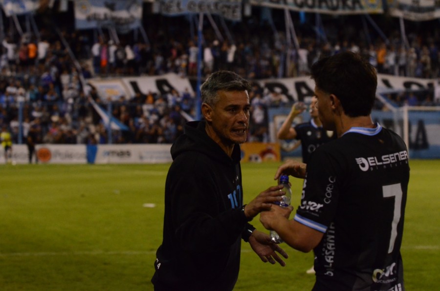 IV&Aacute;N JU&Aacute;REZ JUNTO A MARTINIANO MORENO, EL GOLEADOR DE LA CREMA EN EL TORNEO