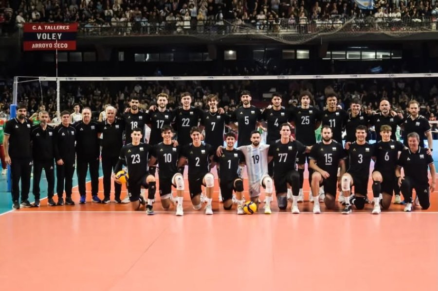 ILUSION. El equipo argentino en uno de los &uacute;ltimos amistosos.