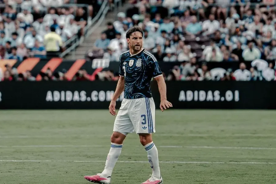 Nicol&aacute;s Tagliafico durante el amistoso ante Honduras, en el que se lesion&oacute;.