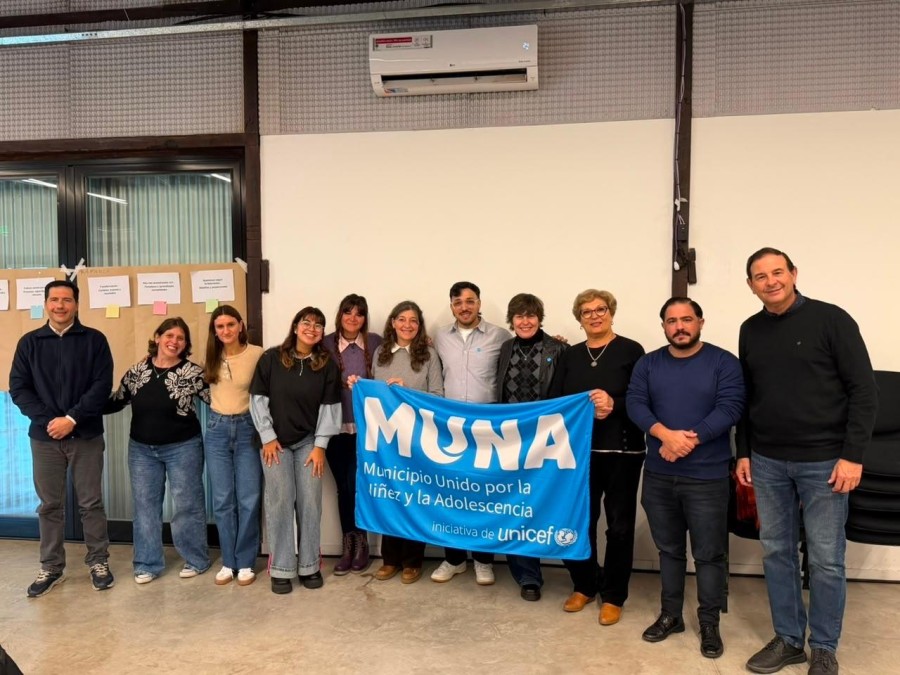 Rafaela recibi&oacute; a equipo de UNICEF.