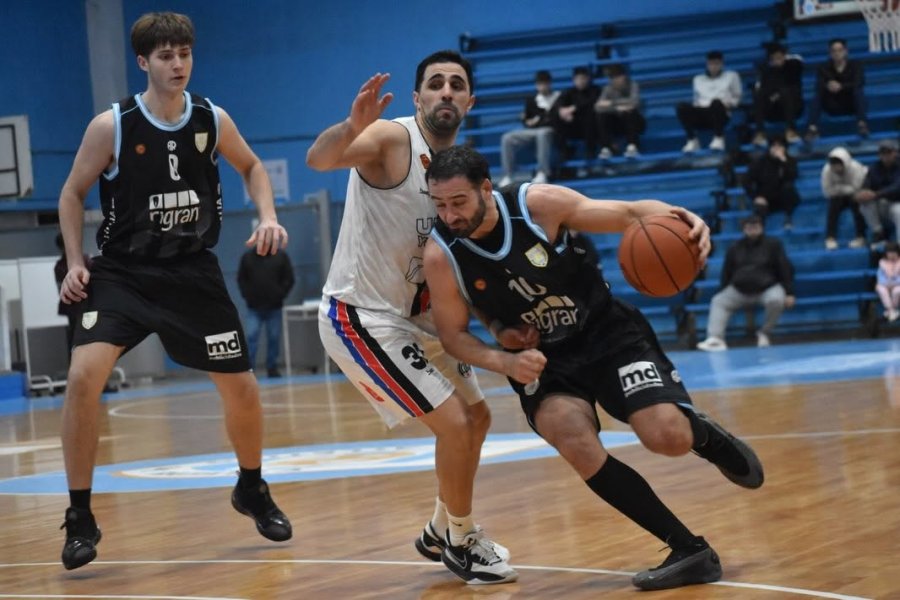 ATL&Eacute;TICO DE RAFAELA NO PUDO CON UNI&Oacute;N Y JUVENTUD BANDERA