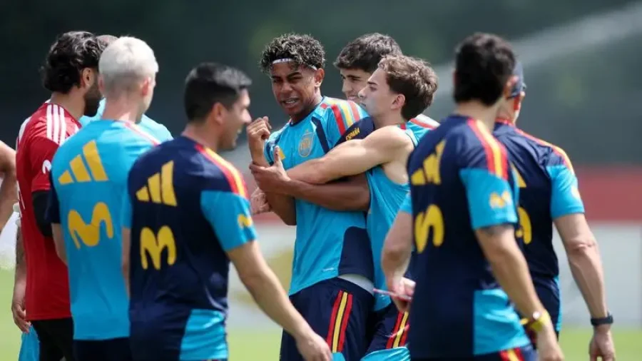 ESPA&Ntilde;A DEBUTA ESTE LUNES EN EL MUNDIAL