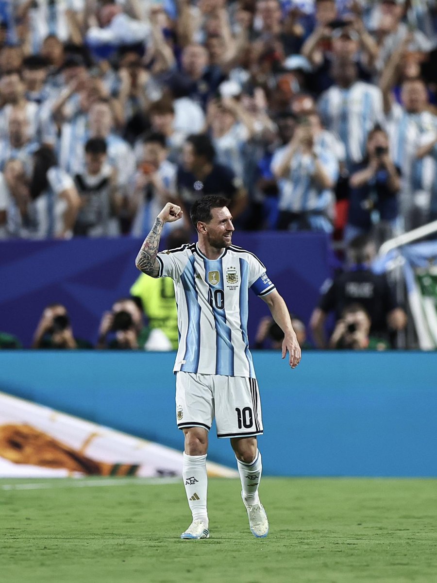 LA NOCHE SO&Ntilde;ADA. En el debut mundialista marc&oacute; otro gran r&eacute;cord.