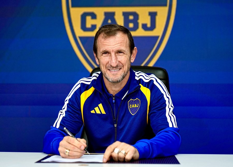 FIRMO. Tiene contrato hasta fines del a&ntilde;o que viene.