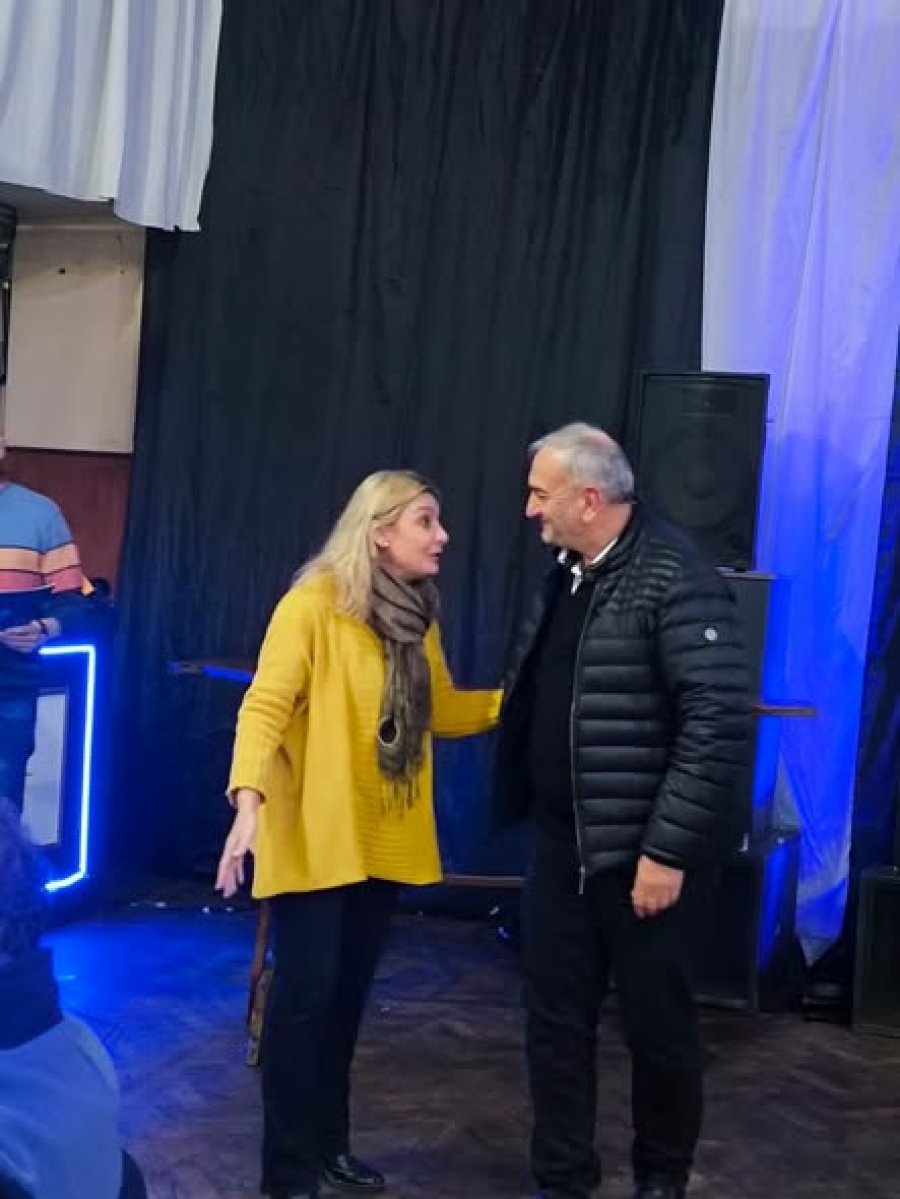 Zulma Maciel y Alcides Calvo durante el acto.