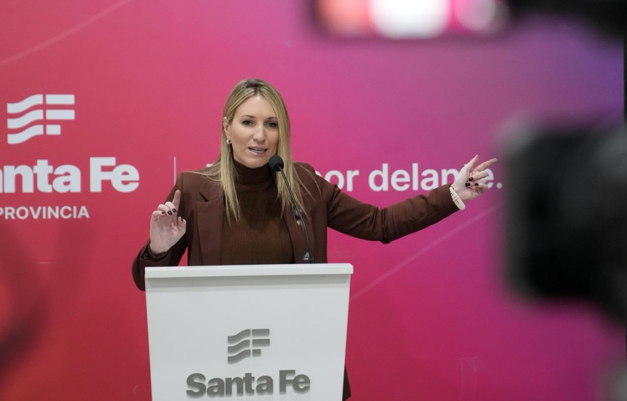 La vocera del Gobierno de Santa Fe, Virginia Coudannes.