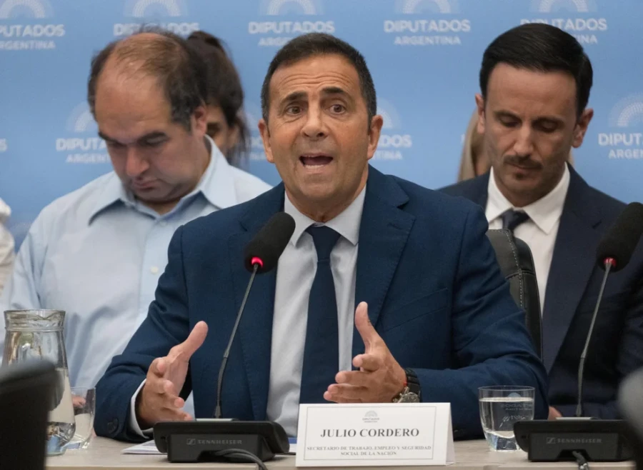 El secretario de Trabajo, Julio Cordero.