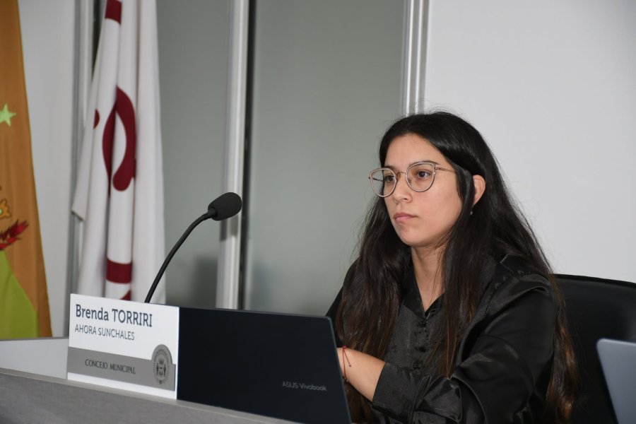 Brenda Torriri en su banca.