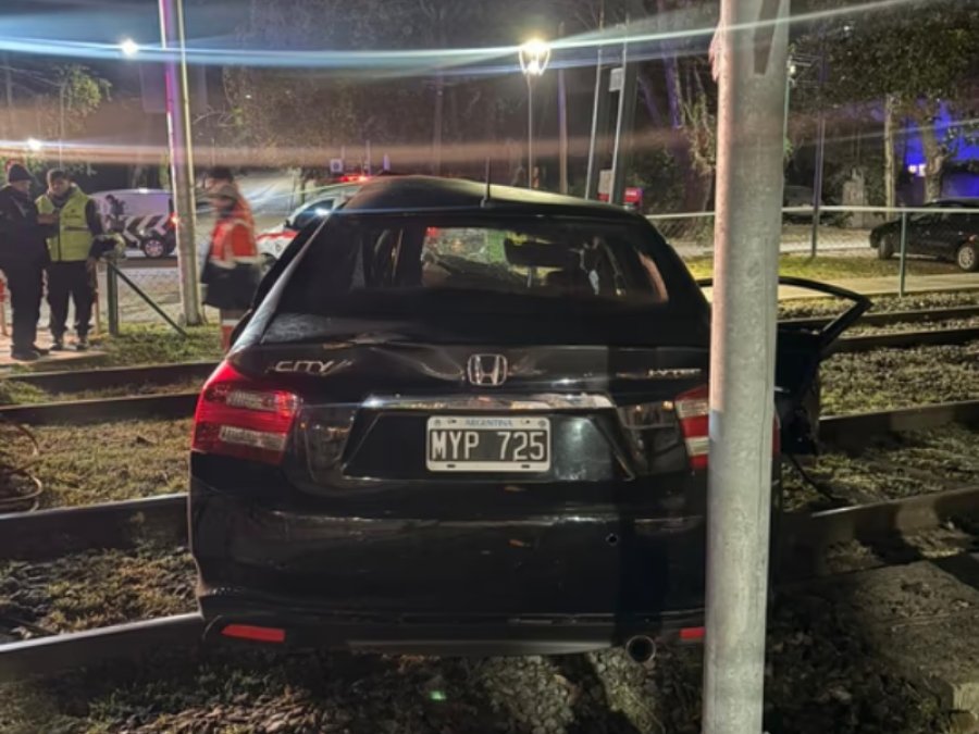 ACCIDENTE FATAL. As&iacute; qued&oacute; el auto que conduc&iacute;a Ernestina Pais.
