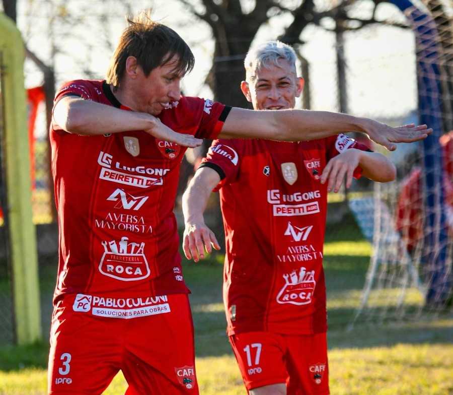 ANDR&Eacute;S VELAZCO ANOT&Oacute; EN LA VICTORIA DE FERRO