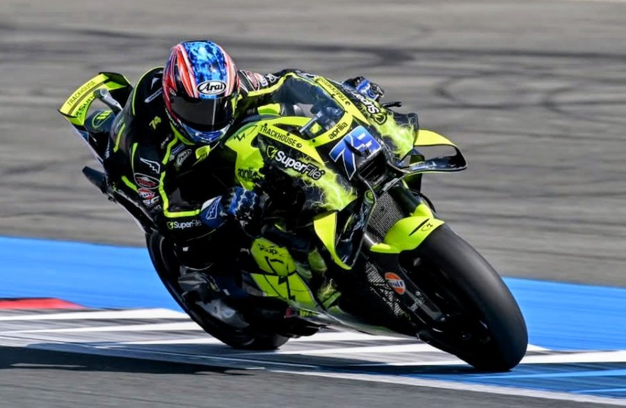 Ai Ogura se impuso con la Aprilia del (SuperFile Trackhouse MotoGP Team)