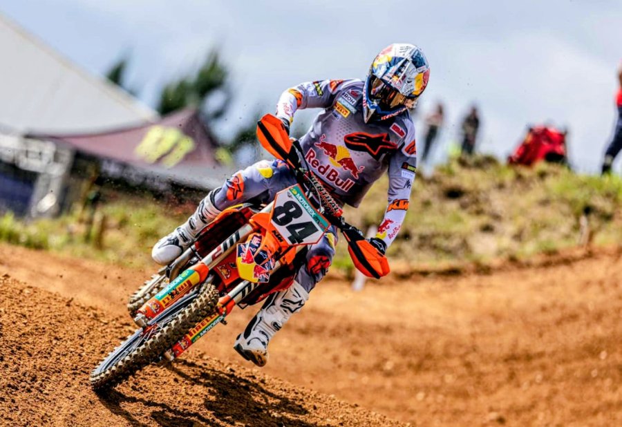 Jeffrey Herlings, con una Honda, logr&oacute; su victoria n&uacute;mero 117 en el Mundial de MX.
