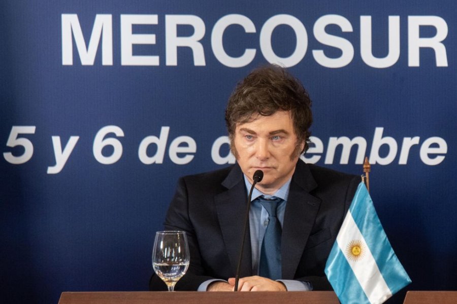 SE QUEDA EN BUENOS AIRES. Javier Milei cancel&oacute; su viaje a la cumbre del Mercosur que se desarrollar&aacute; en Asunci&oacute;n.