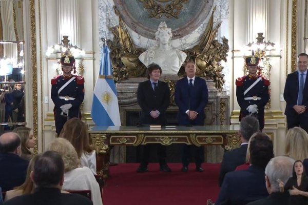 Diego Santilli jur&oacute; en la Casa Rosada como nuevo Jefe de Gabinete