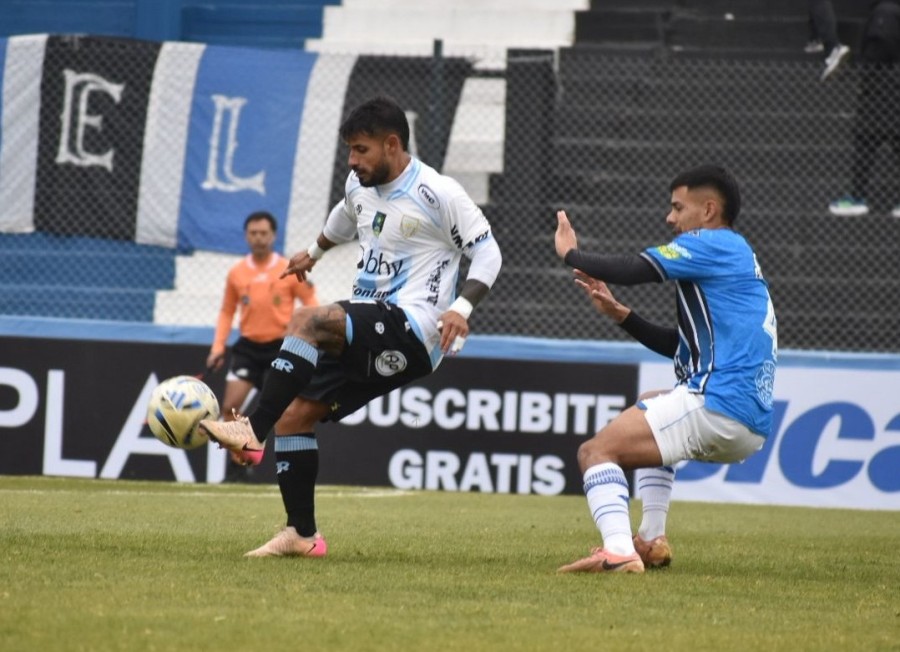LA CREMA NO PUDO SUMAR ANTE EL TRICOLOR