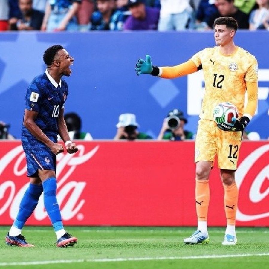 Mbapp&eacute;, dur&iacute;simo con Paraguay