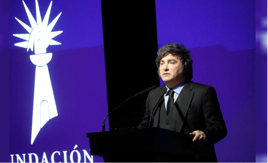 MEDICIONES. Una encuesta refleja un repunte en el humor social y una recuperaci&oacute;n de la imagen positiva de Javier Milei.