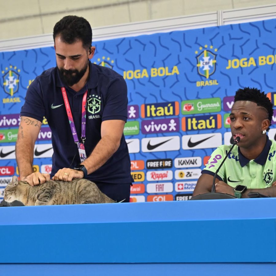 ORIGEN. Fue en Qatar, en una conferencia de prensa de Vinicius.