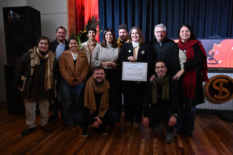 Las autoridades que participaron de la ceremonia.