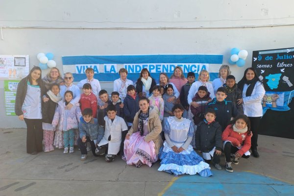 San Vicente: encuentro intergeneracional en el acto del 9 de Julio en Los Sembrados