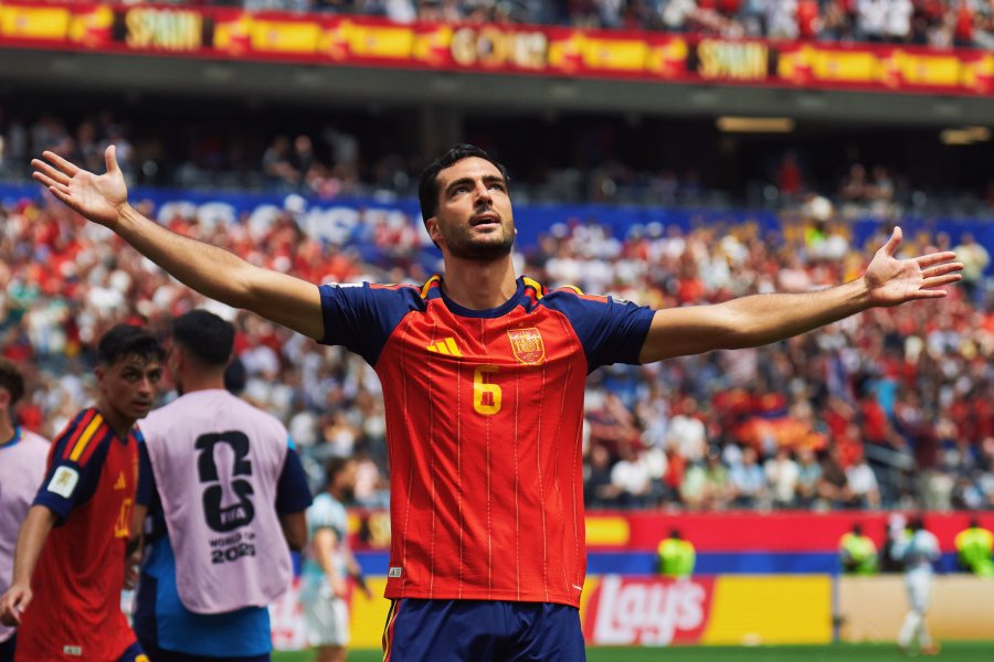 ESPA&Ntilde;A LE GAN&Oacute; SOBRE LA HORA A B&Eacute;LGICA Y SIGUE SO&Ntilde;ANDO