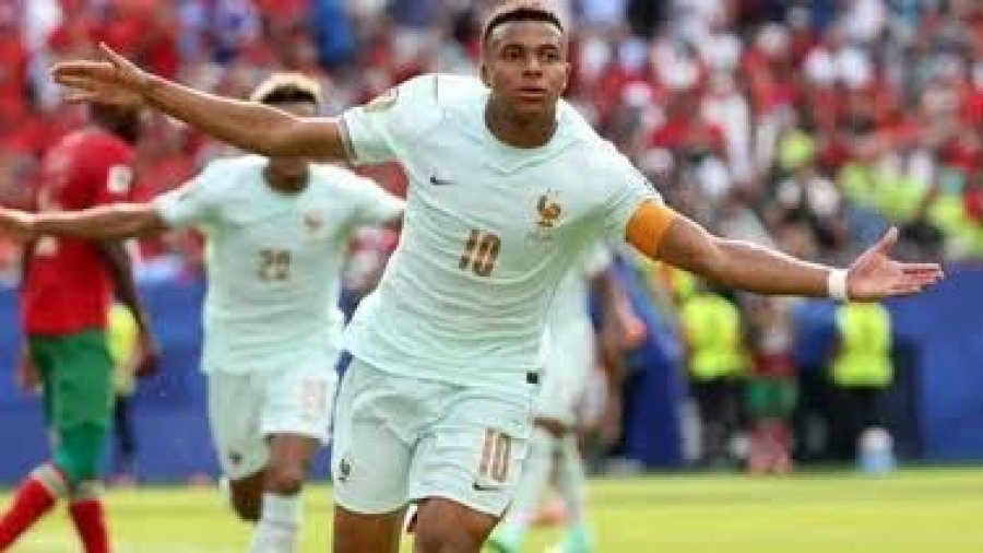 A PASO FIRME, FRANCIA EN SEMIS