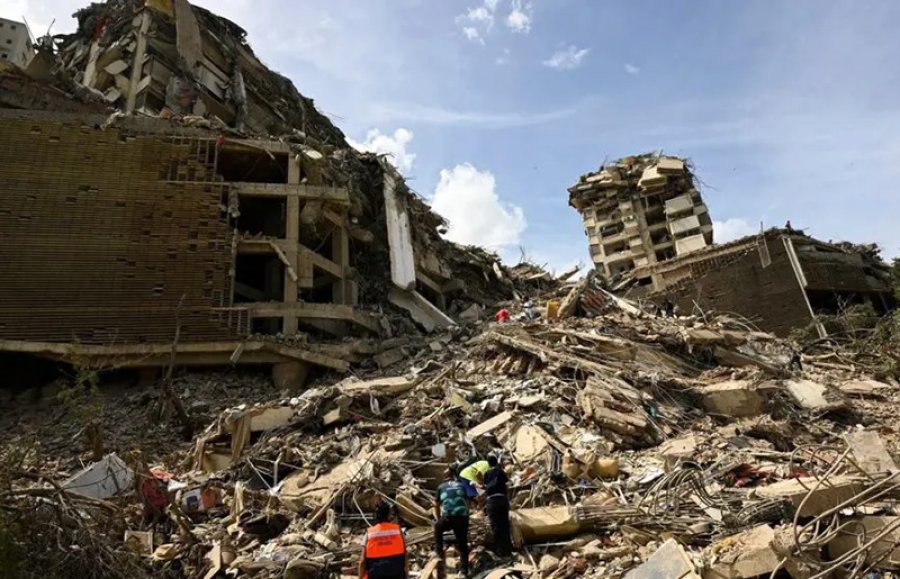 TRES SEMANAS DESPUES. El nuevo balance oficial confirma un aumento en el n&uacute;mero de fallecidos en Venezuela, mientras contin&uacute;an las labores de reconstrucci&oacute;n en las zonas afectadas por los terremotos.