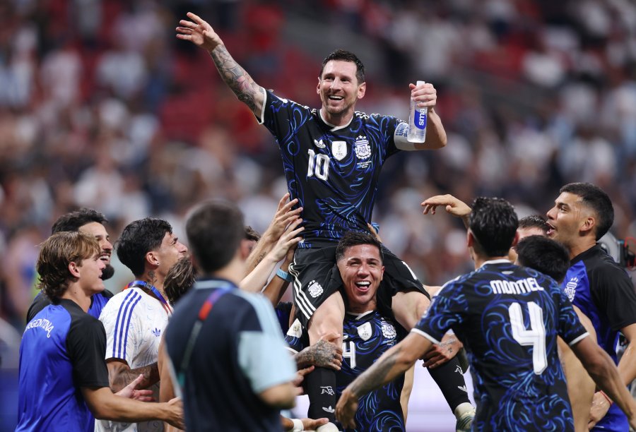 A UN PARTIDO. La Scaloneta puede igualar a Italia y Brasil.