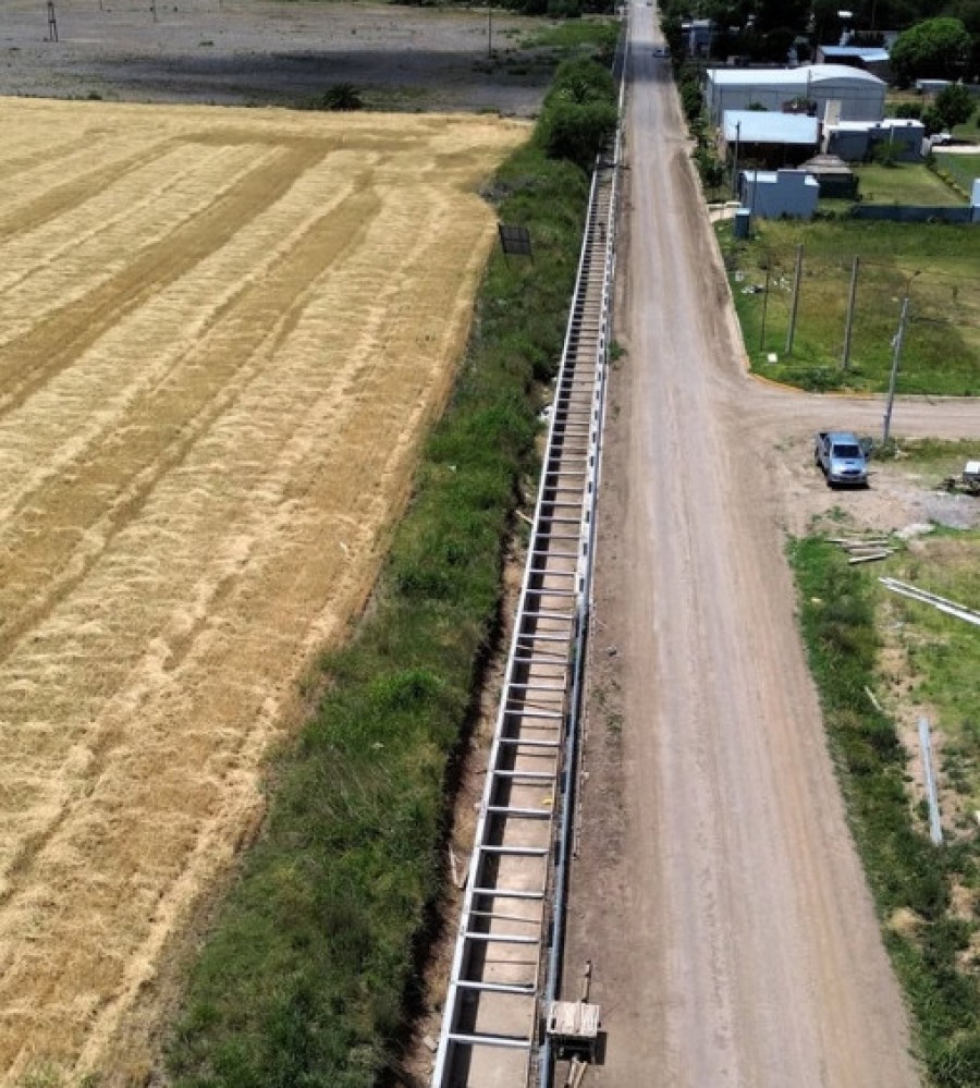 Vista a&eacute;rea del canal.