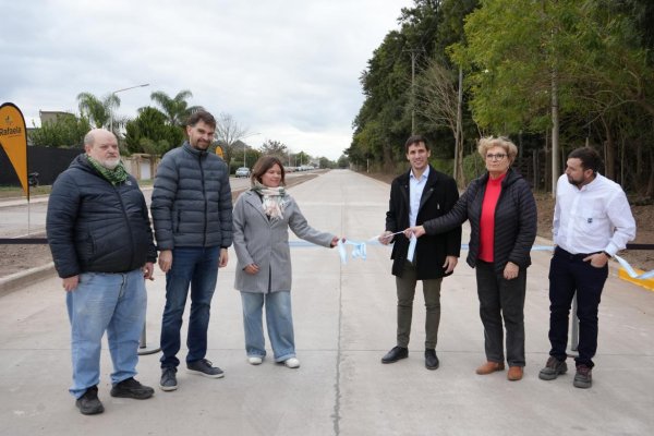 Viotti inaugur&oacute; la primera etapa de la pavimentaci&oacute;n de bulevar Yrigoyen