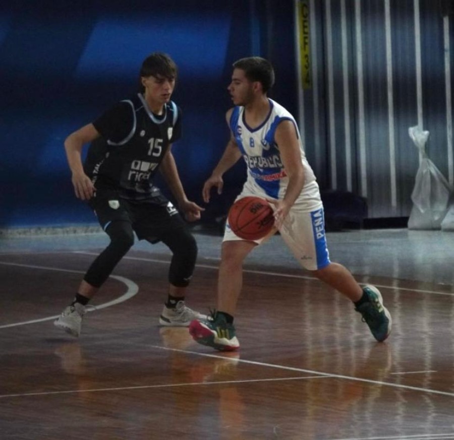 Se reanuda el Oficial de la ARB