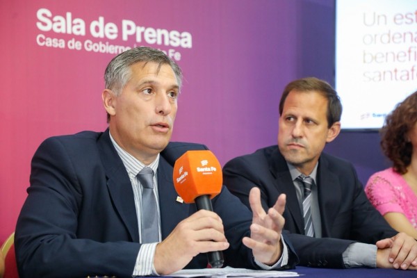 Santa Fe mejor&oacute; su calificaci&oacute;n crediticia y se ubic&oacute; por encima del Gobierno Nacional