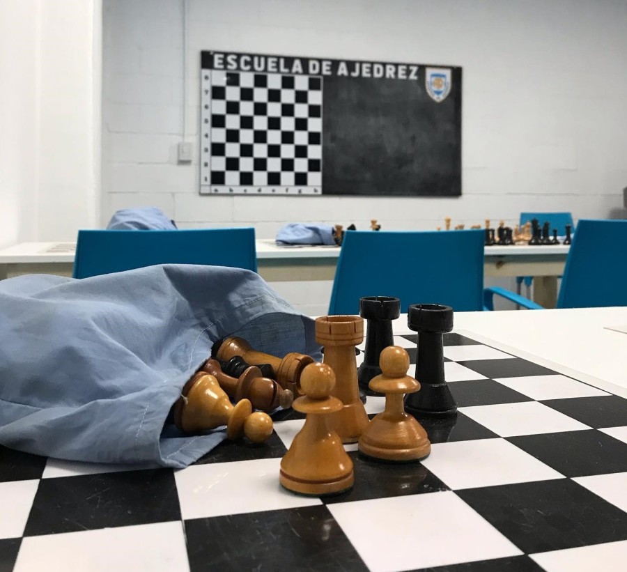 AJEDREZ EN ATL&Eacute;TICO DE RAFAELA